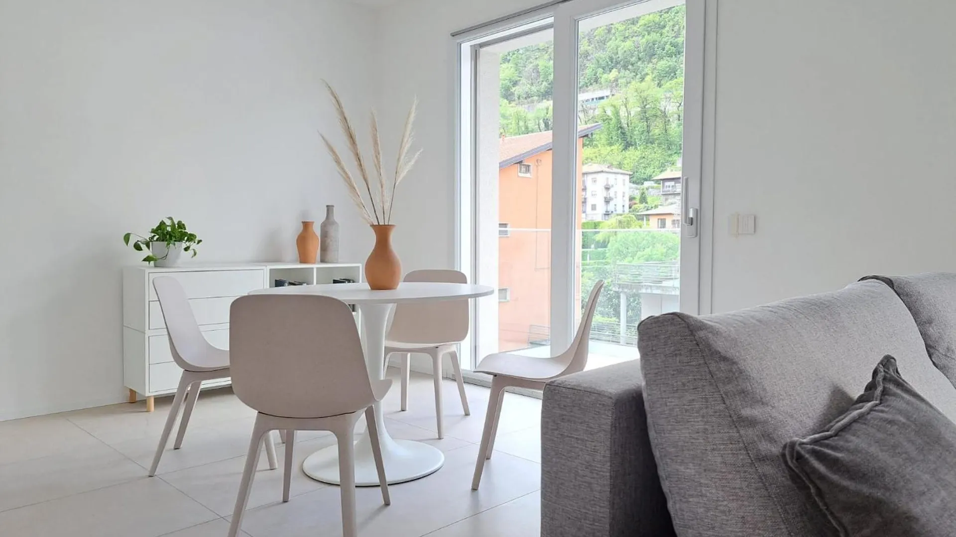 Lario Suite Apartments By Quokka 360 - With Parking Next To Como City