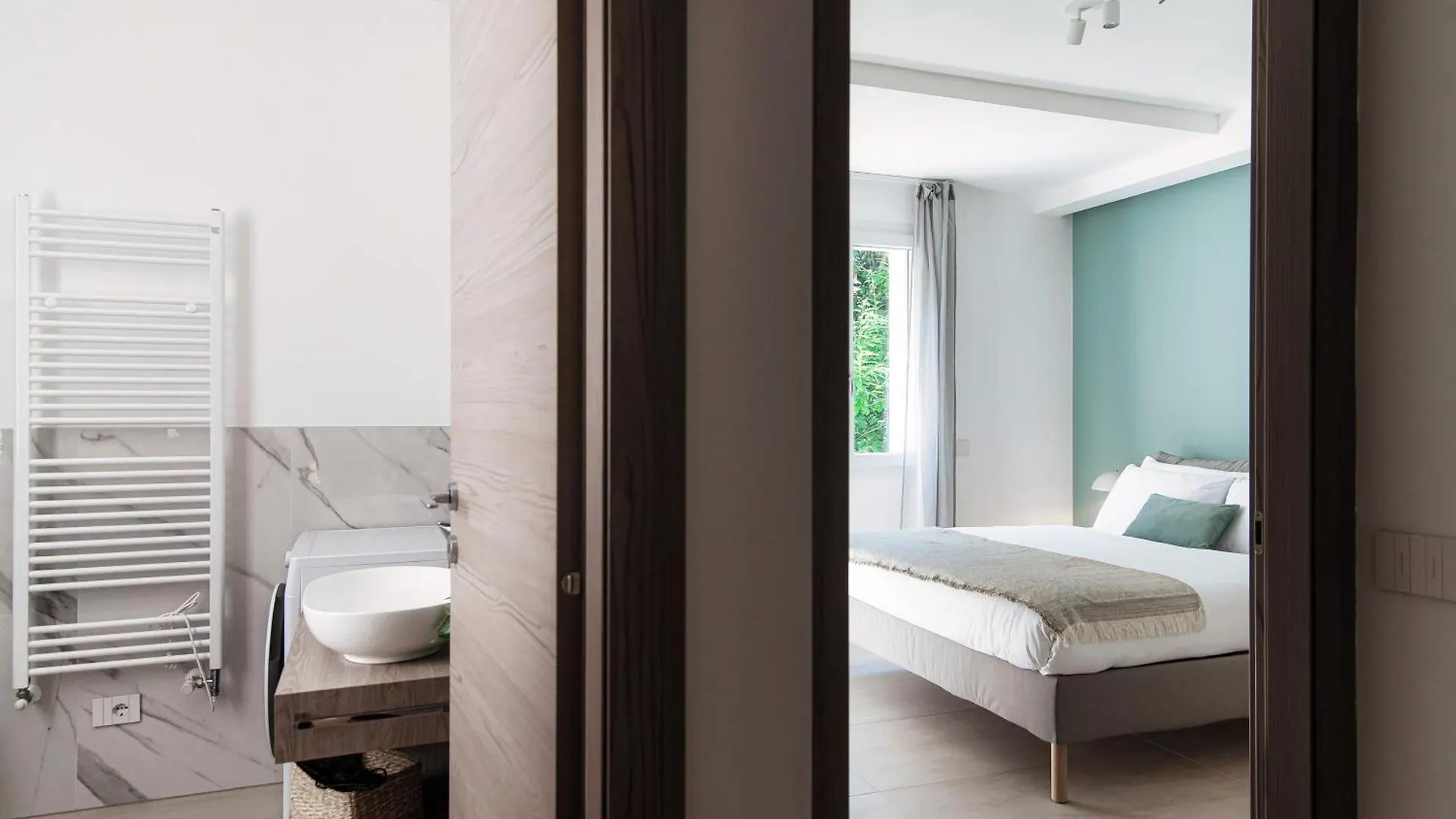 Lario Suite Apartments By Quokka 360 - With Parking Next To Como City Italy