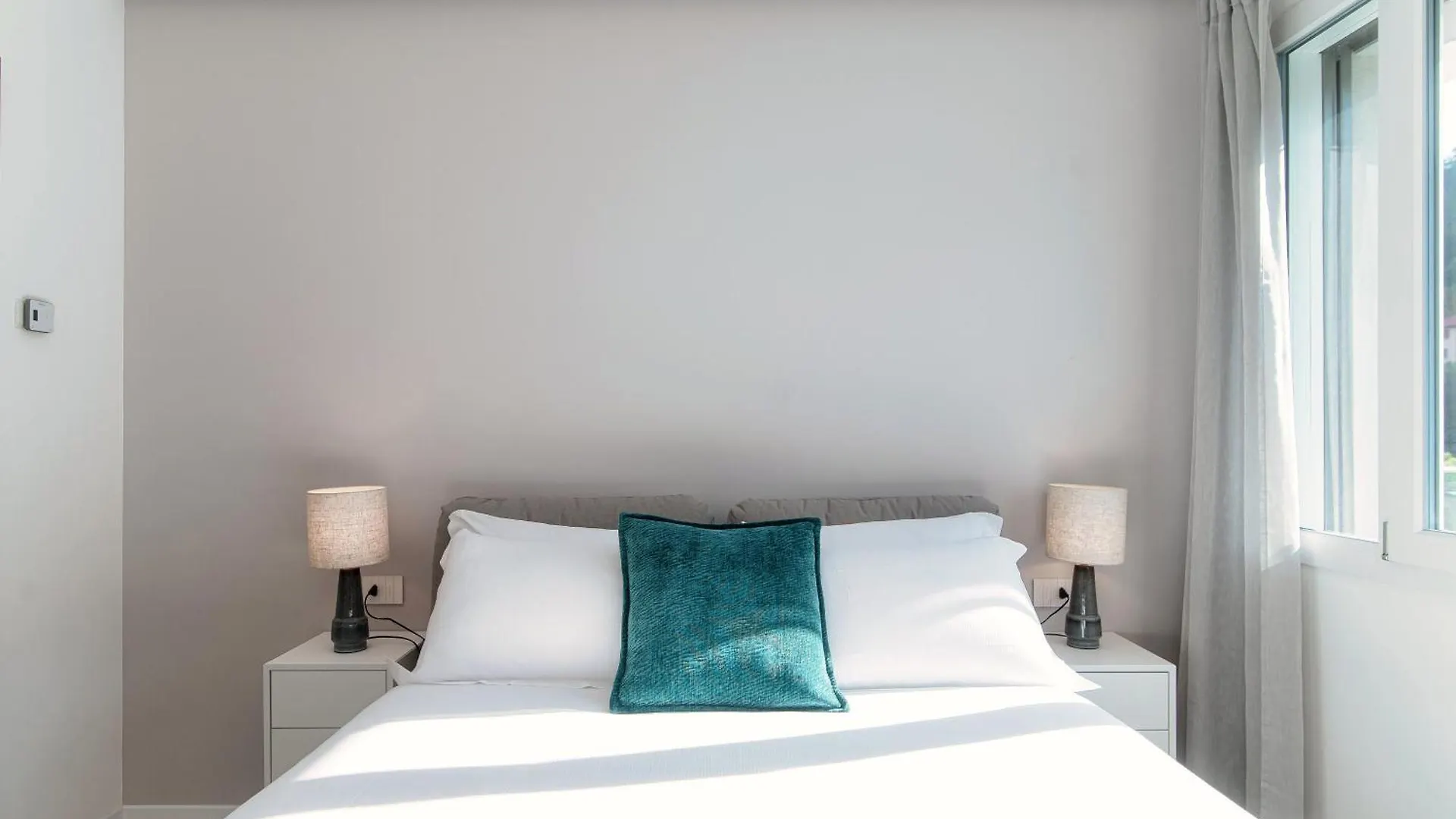 Lario Suite Apartments By Quokka 360 - With Parking Next To Como City 0*,  Italy